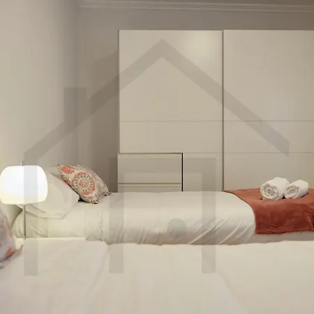 Cabrales - Parking Gratis - Wifi - A Un Paso Del Centro *