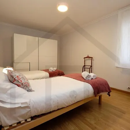 Apartament Cabrales - Parking Gratis - Wifi - A Un Paso Del Centro *