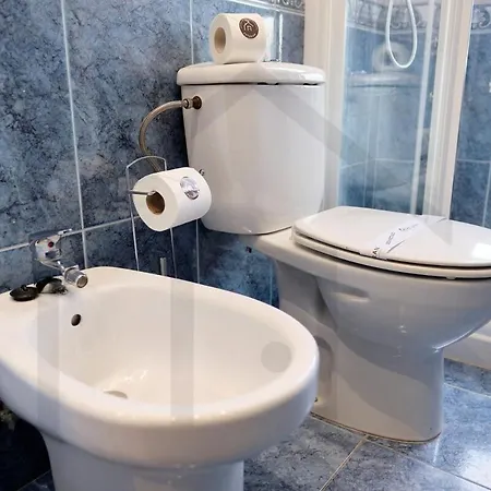 Apartament Cabrales - Parking Gratis - Wifi - A Un Paso Del Centro *