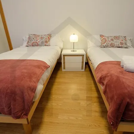 Apartament Cabrales - Parking Gratis - Wifi - A Un Paso Del Centro