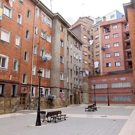 Apartament Cabrales - Parking Gratis - Wifi - A Un Paso Del Centro *